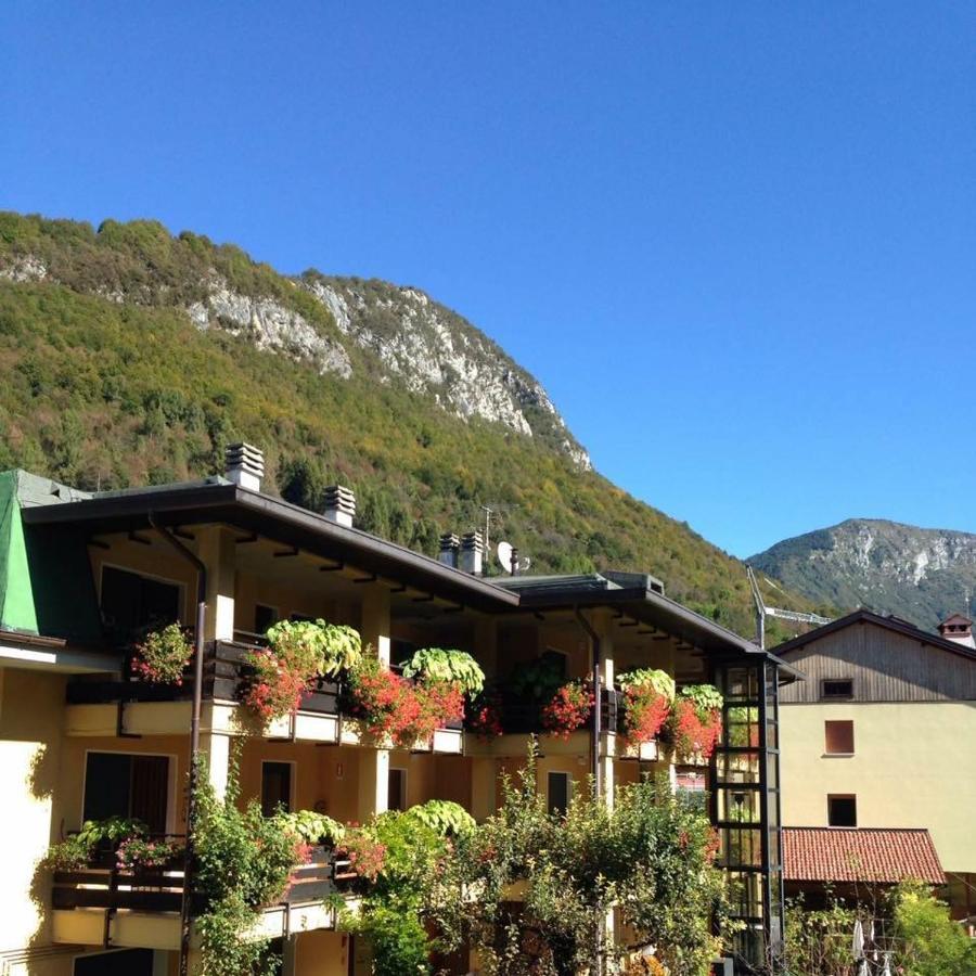 Residenza La Ciasa Aparthotel Claut Eksteriør bilde
