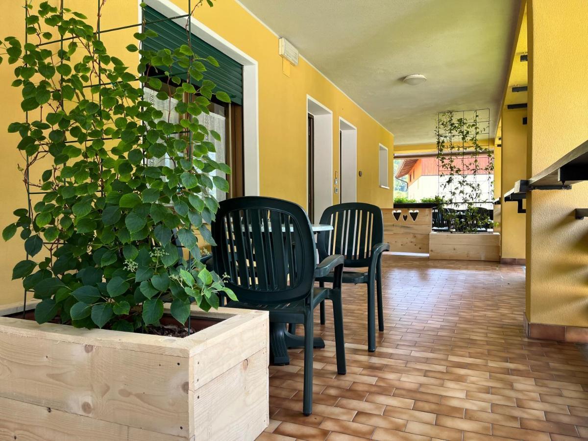 Residenza La Ciasa Aparthotel Claut Eksteriør bilde